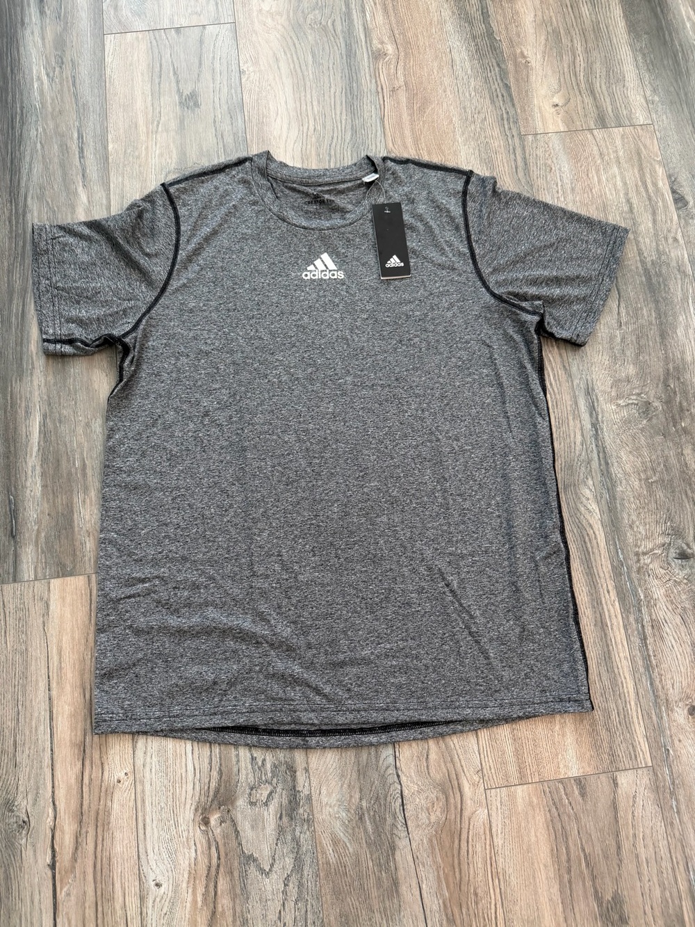 grey heather Adidas Creator short-sleeve athletic t-shirt size L nwt
